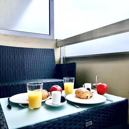 Apartment Versailles Cyr L'ecole - Gare Sncf A 100m Et Parking Prive Saint-Cyr-l'Ecole